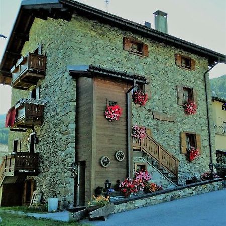 Bait Da Pizabela Hotel Livigno Exterior photo